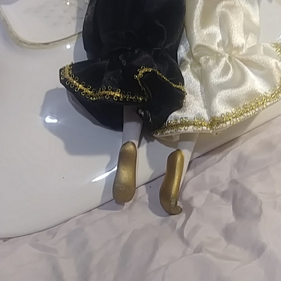 Clown doll - Picture 5 of 7